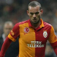 'I wanted to go to United but Inter rejected &acirc;�&not;20m offer' - Sneijder  