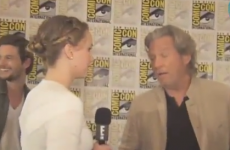 Jennifer Lawrence videobombs Jeff Bridges, ends up interviewing him
