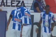 Mexican league player embarrasses 'keeper with beautiful chip from halfway line