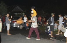 Tsunami hits Indonesia without causing damage