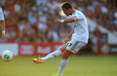 Departures Lounge: Emma Watson unimpressed with latest Ronaldo-to-United rumour