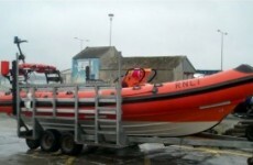 4 people (and 2 dogs) rescued from Cork boat