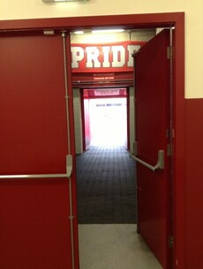 Tunnels, flags and precise drinking times: take a 22 step walk around Munster's dressing rooms