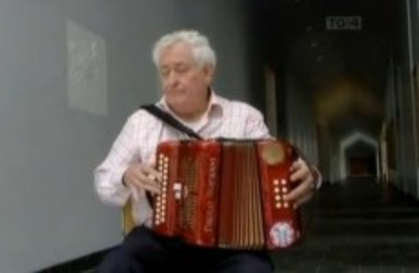 Death Of Kerry Musician And Author Of A Thig Na Tit Orm Maidhc Dainin O Se