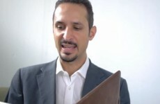 Watch as an American attempts to pronounce the Irish national anthem