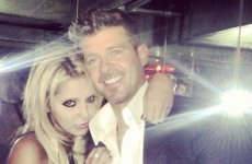 The Dredge: Robin Thicke grovels to his wife after *that* photo