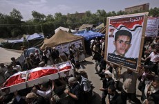 Crisis in Yemen as top army generals desert president