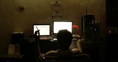 12 signs you are staying up too late on the internet