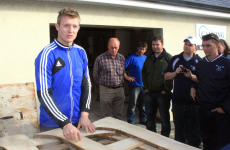 Joe Canning shows the Barley House Wolves how to make a hurley