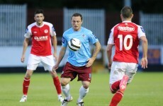 Everton legend and cancer survivor Alan Stubbs shows support for Drogheda's Gary O'Neill