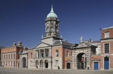 Government urged to keep lower VAT rate for tourism