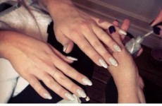 Kelly Osbourne got a million dollar diamond manicure