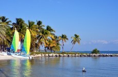 Travel agent guilty of fraud escapes jail time