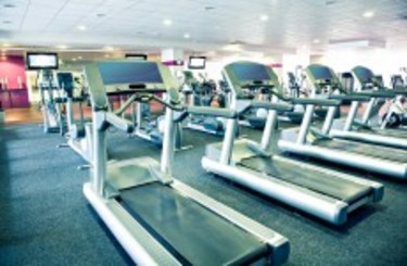 Gym Etiquette: 16 Rude Gym Habits You Shouldn't Be Doing