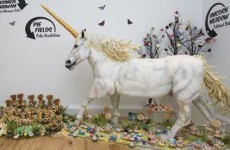 This is what a life-sized unicorn cake looks like
