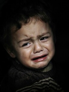Syrian families try to recover in neighbouring refugee camps