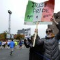 13 touching, inspirational and funny images from the NYC Marathon