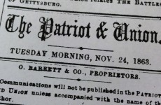 A US paper that called the 1863 Gettysburg address 'silly' has issued a retraction