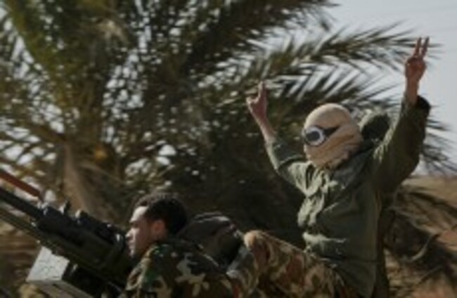 Fierce fighting in Libya as Gaddafi forces make more gains