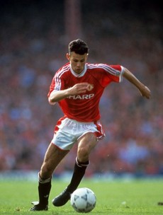 It's Ryan Giggs' birthday this week, so here's a look back at his first-ever United goal