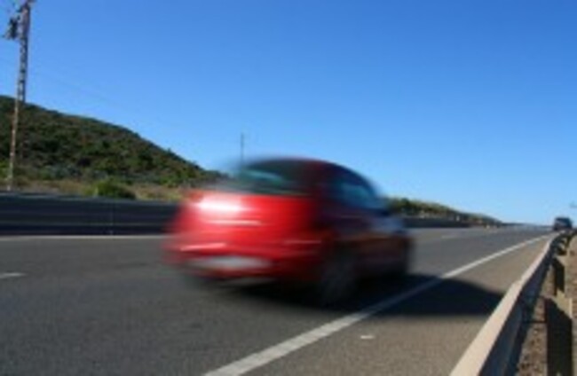 Call to put speed monitors in all new vehicles