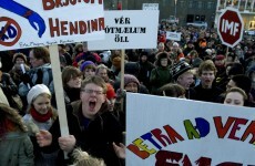 Iceland jails bank officials for Kaupthing fraud