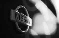 Guy sells his ancient banger by making a luxury car commercial about it