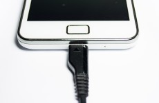 EU passes deal on universal mobile phone charger