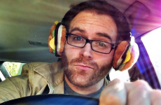 Man gets wrong Amazon delivery, goes on epic Twitter spree