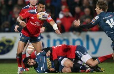 Munster leave it late to overcome 13-man Scarlets