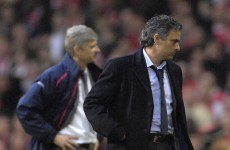Mourinho talks up Arsenal title charge