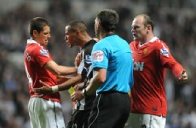 Ferguson: Ref "let himself down" by booking Hernandez