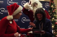 Returning soldier dresses up as Santa to give his mother a heartwarming surprise