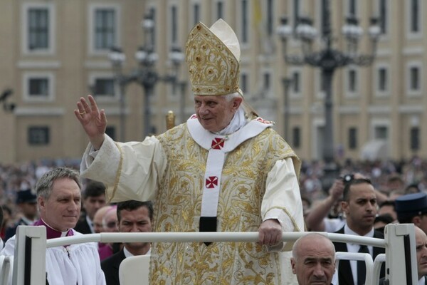 Urbi Et Orbi Pope Benedict Xvi S Easter Message Thejournal Ie