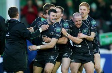 Watch: Outrageous skill from Michael Swift sets up Henshaw try
