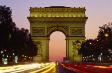 'Drunk' man arrested for trying to extinguish Arc de Triomphe flame