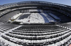 New York snowstorm gives MetLife Stadium a Super Bowl dress rehearsal