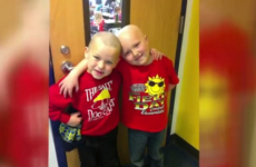 Kid shaves his head so his friend with cancer won't feel alone