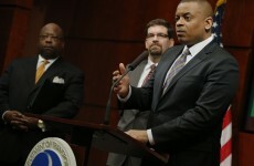 US officials plan to reduce accidents by proposing 'talking-cars' system