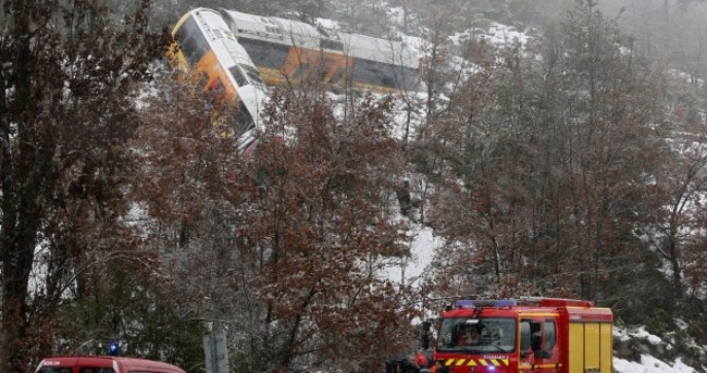 Two killed as massive falling boulder smashes into train in French Alps