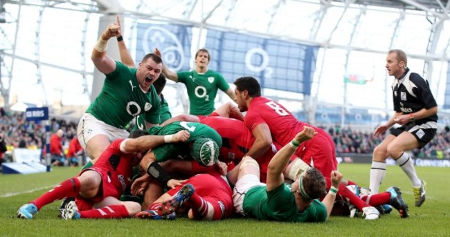 VIDEO: Henry touches down as Ireland maul trundles over Welsh pack