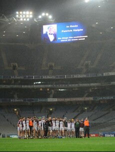 Snapshot: Kilnadeema-Leitrim players stand silent in memory of Patrick Halpin