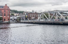 Divers search for missing man in River Lee