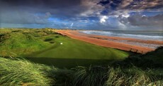 US billionaire Donald Trump has bought Doonbeg Golf Club, County Clare