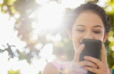 Forgetting to tell your girlfriend you love her? There's an app for that