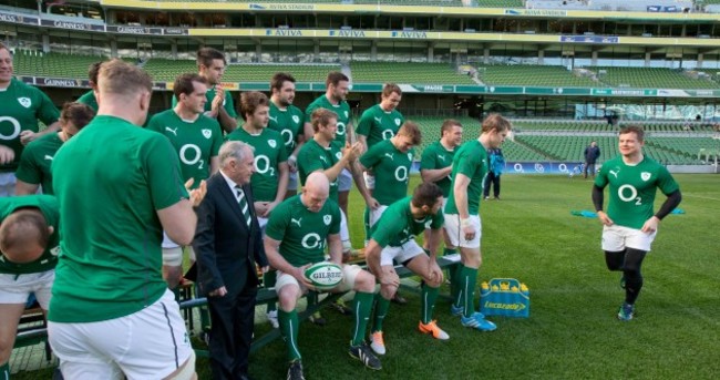 Snapshot: Brian O'Driscoll 'milks' the applause after leaving team waiting on squad photo