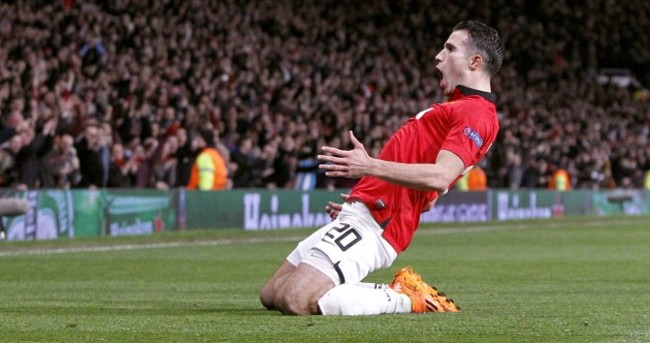 Robin to the rescue as Manchester United advance to Champions League quarter-finals