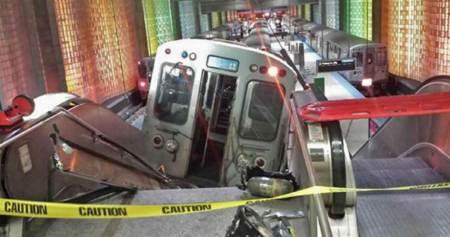 Over 30 injured as Chicago train derails and travels up airport escalator