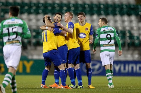 The Dundalk players celebrate with goalscorer Towell. 