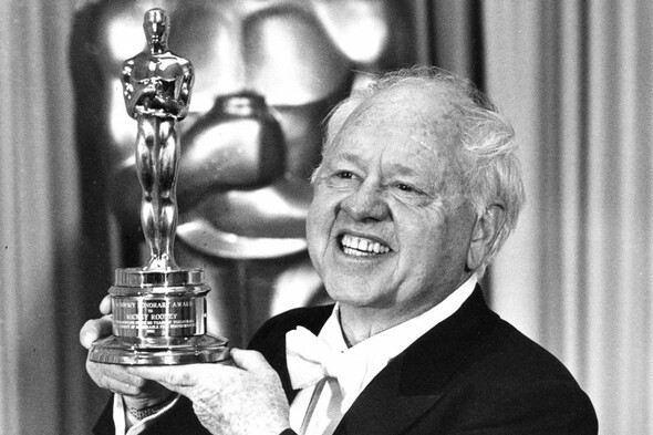 mickey rooney net worth when he died - Ilustrasi 2